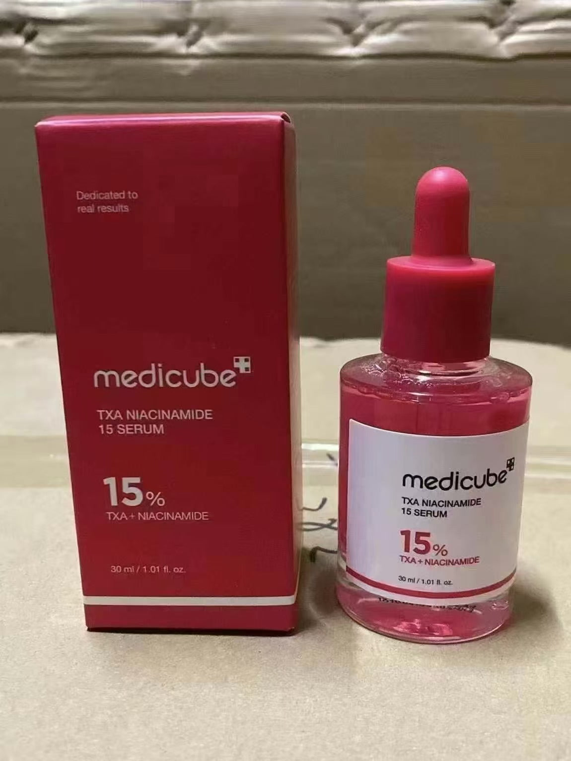 Sérum Medicube TXA 15% + Niacinamida - Clareador de Manchas, Hidratação 72h – Pele Iluminada e Uniforme