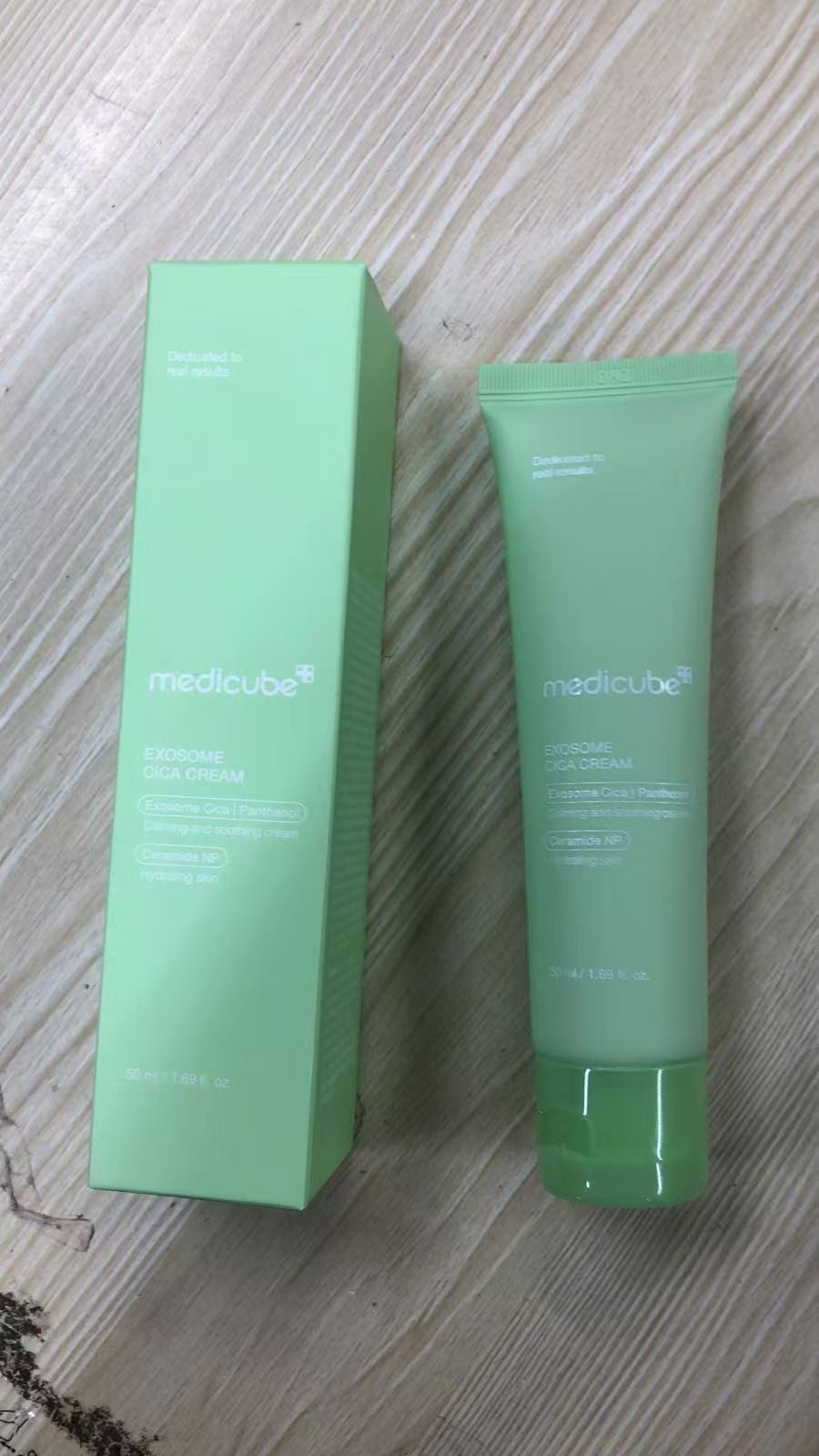 Creme Medicube Exosome Cica Tea Tree – 50ml